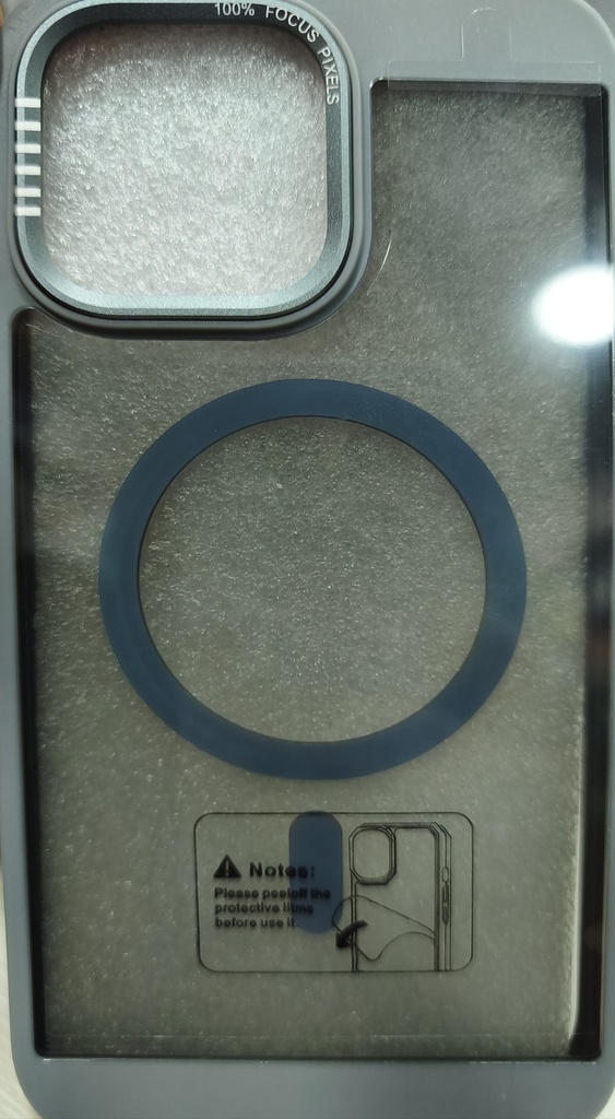 IP 14 PRO MAX FOCUS PÍXEL MAGSAFE